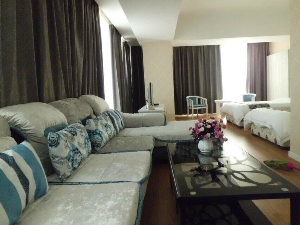 Zhenzhou Lantian Business Hotel เจิ้งโจว ภายนอก รูปภาพ